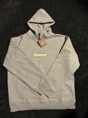 Supreme Burberry Box Logo Hoodie
